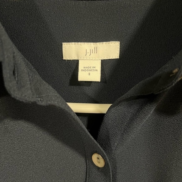 j.jill Navy Long Sleeved Button Down Basic Blouse Small Office Career Preppy - Picture 4 of 8